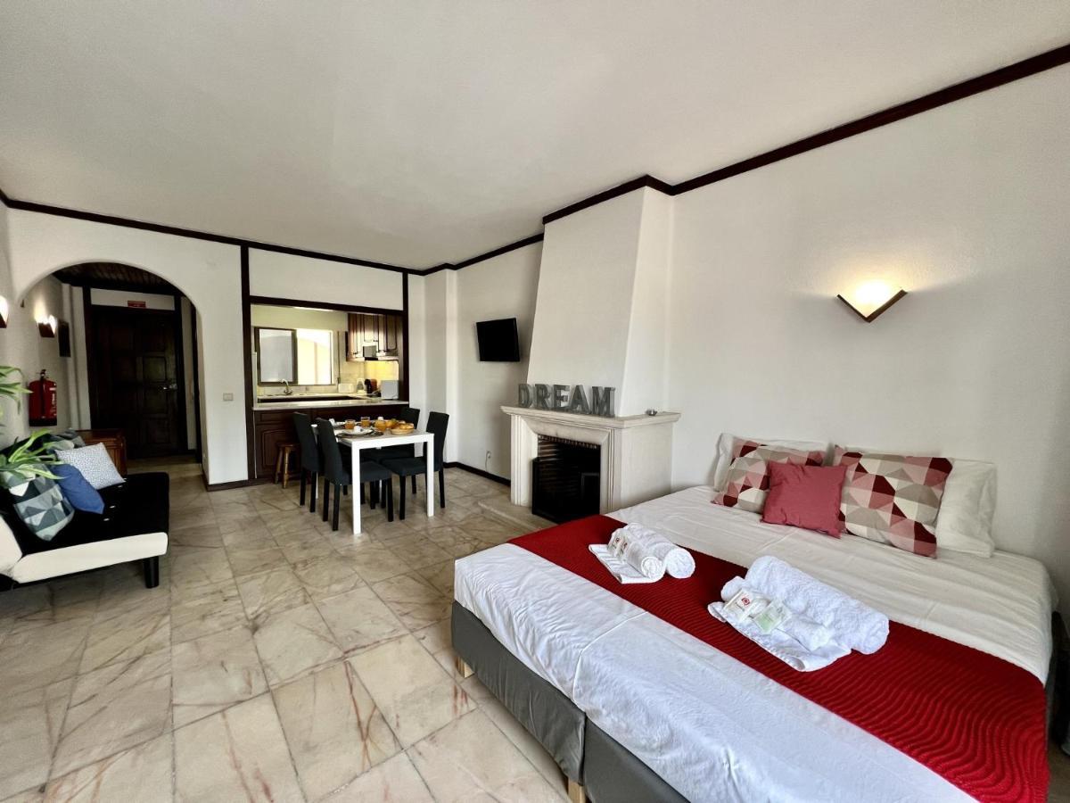 Albufeira Central 3 With Pool By Homing Exteriér fotografie